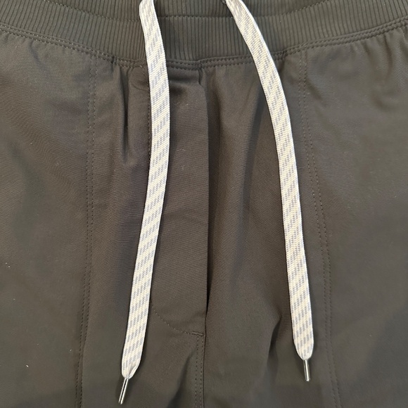 Vuori Men’s Meta Jogger - Dark Oregano - Size L - Picture 4 of 6